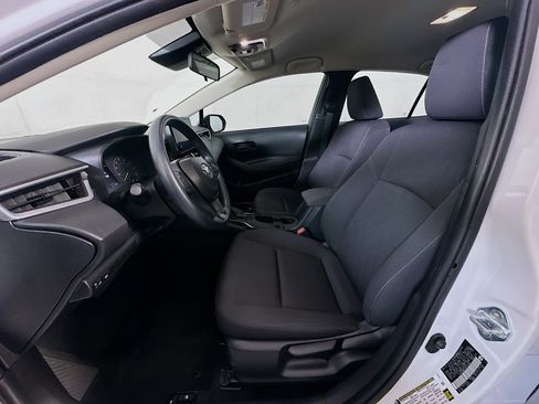 Used 2024 Toyota Corolla LE FWD image 13