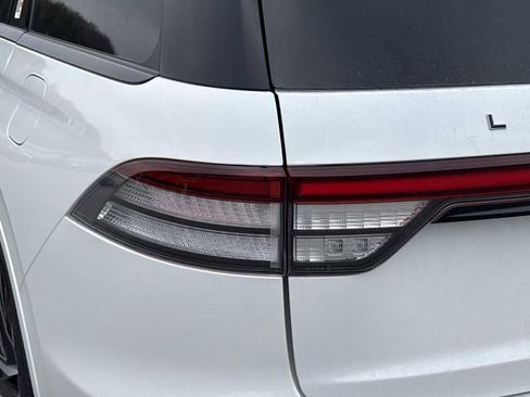 New 2026 Lincoln Aviator Black Label w/ Black Label Special Edition AWD/4WD image 11