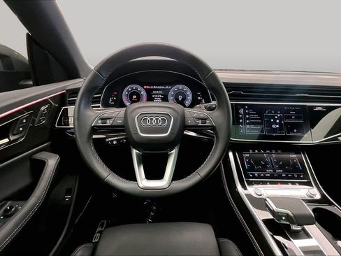 Certified 2025 Audi Q8 Prestige w/ Prestige Package AWD/4WD image 6