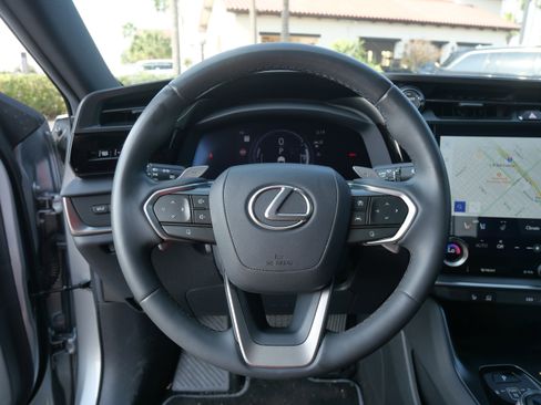 Certified 2023 Lexus RZ 450e Premium image 11