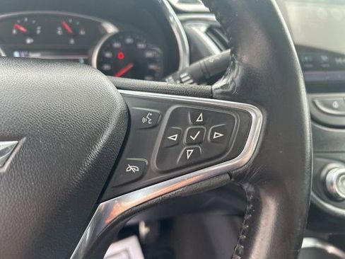 Used 2018 Chevrolet Malibu LT w/ Leather Package image 18