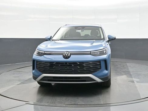 New 2026 Volkswagen Tiguan SE AWD/4WD image 2