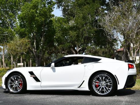 Used 2017 Chevrolet Corvette Grand Sport RWD image 4