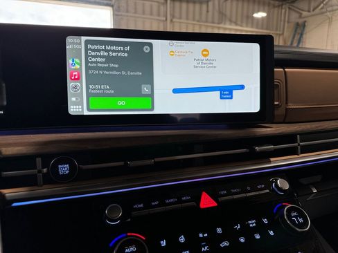 Used 2024 Hyundai Santa Fe Limited image 23