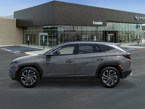 New 2026 Hyundai Tucson Limited FWD image 3