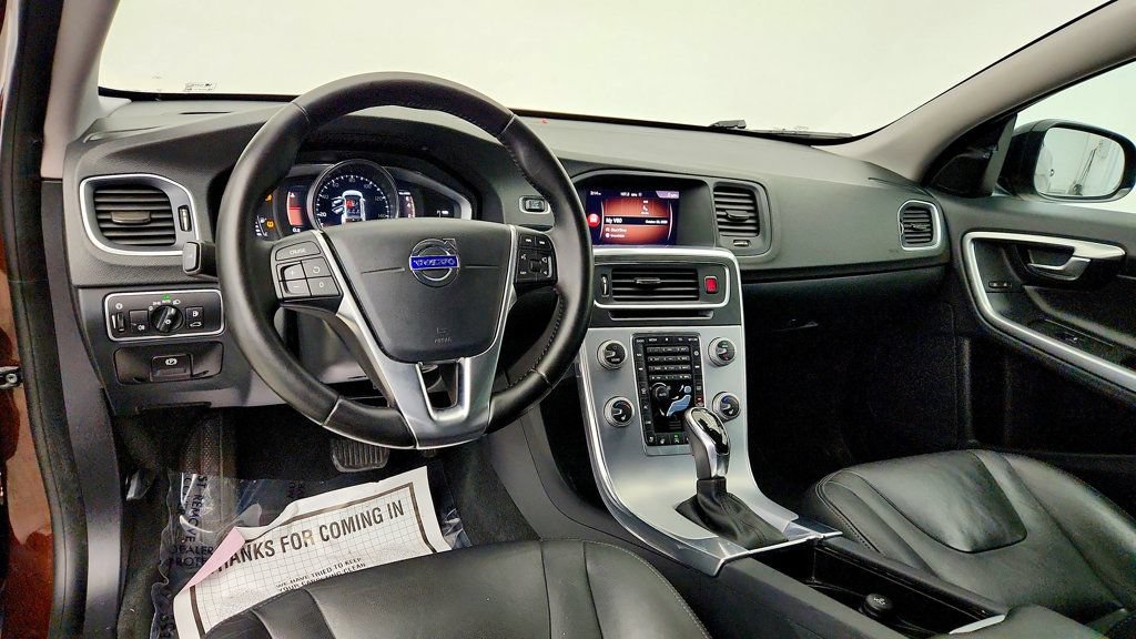 Used 2018 Volvo V60 T5 Cross Country w/ Convenience Package AWD/4WD image 12