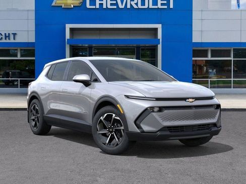 New 2026 Chevrolet Equinox EV LT image 7