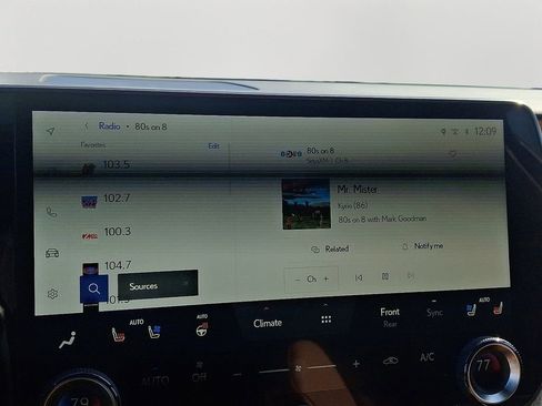 Used 2023 Lexus RX 350 w/ Accessory Package (2T) image 18