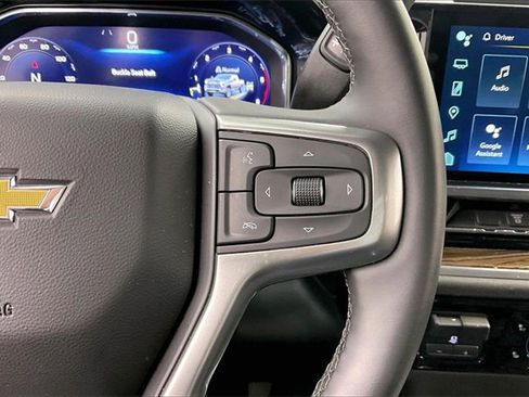 Certified 2025 Chevrolet Silverado 3500 LT image 23