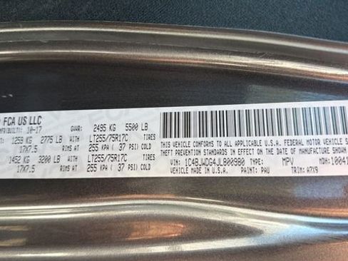 Used 2018 Jeep Wrangler Unlimited Sport image 30