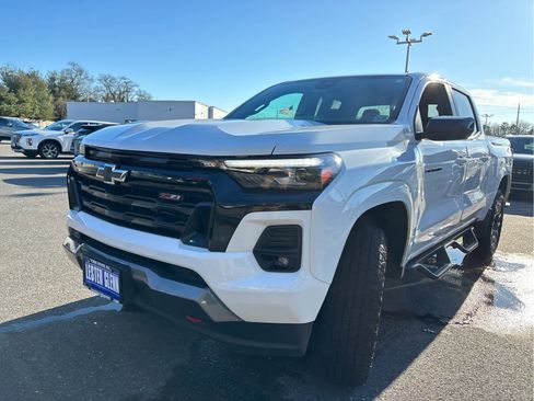 Certified 2024 Chevrolet Colorado Z71 w/ Safety Package image 6