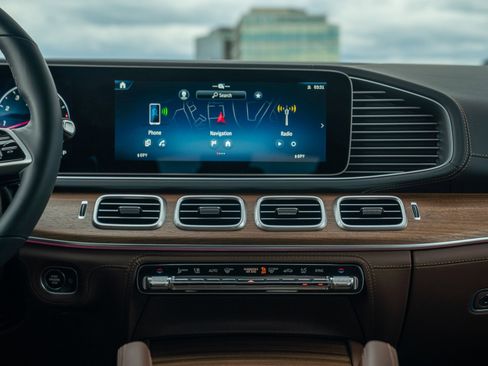 Certified 2026 Mercedes-Benz GLE 350 4MATIC image 22