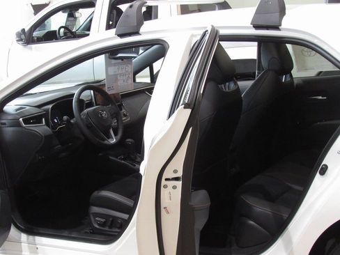 New 2026 Toyota Corolla SE image 13