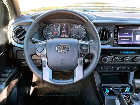 Used 2023 Toyota Tacoma TRD Sport w/ Advanced Technology Package AWD/4WD image 6