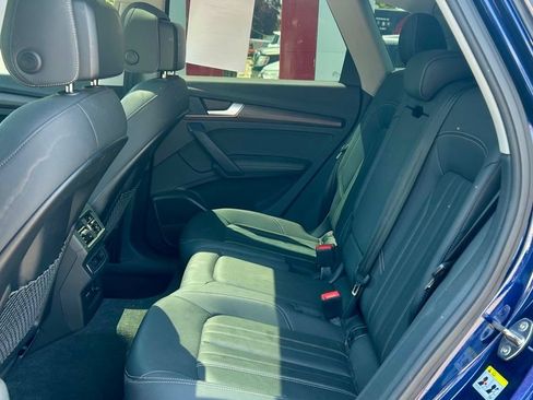 Used 2022 Audi Q5 2.0T Premium Plus w/ Premium Plus Package AWD/4WD image 9