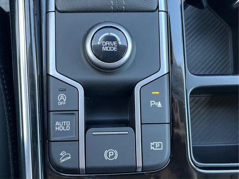 Used 2025 Kia Sorento SX FWD image 36