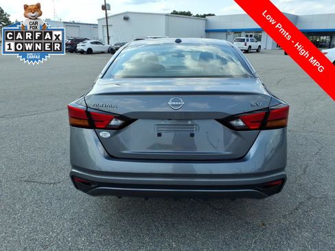 Used 2024 Nissan Altima 2.5 SV FWD image 4