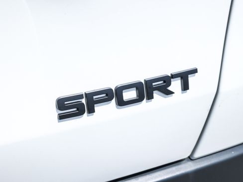 Used 2024 Honda HR-V Sport image 11