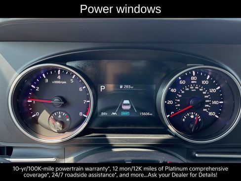 Certified 2024 Kia Carnival LX FWD image 13