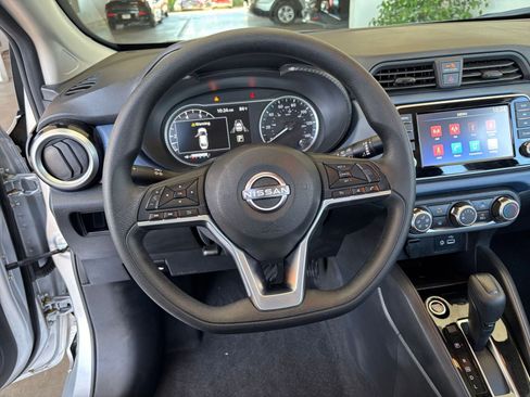 Used 2025 Nissan Versa SV FWD image 28