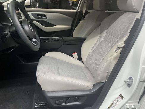 Used 2023 Nissan Rogue SV AWD/4WD image 15