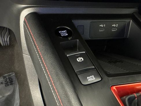 Certified 2025 Nissan Kicks SR FWD image 30