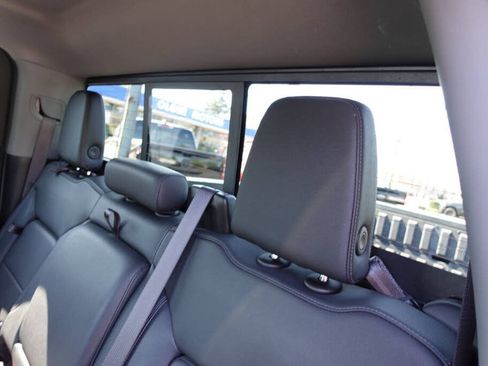 Used 2024 GMC Sierra 1500 Elevation w/ Elevation Premium Package AWD/4WD image 28