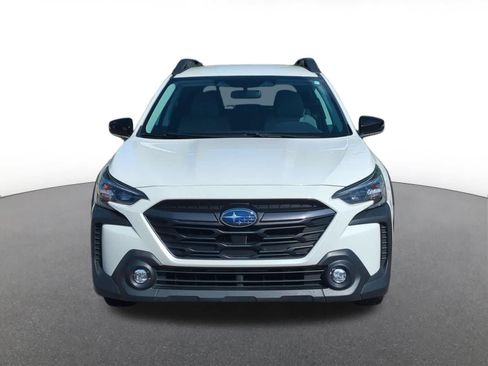 Used 2024 Subaru Outback Premium AWD/4WD image 9