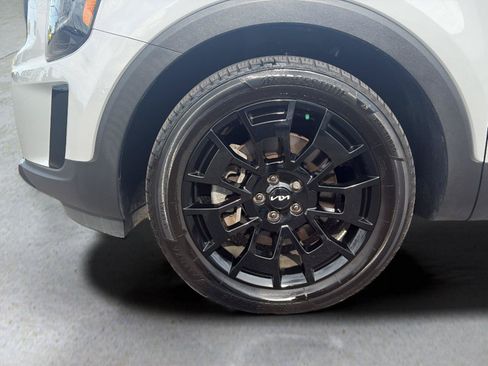 Used 2022 Kia Telluride EX w/ EX Premium Package AWD/4WD image 55