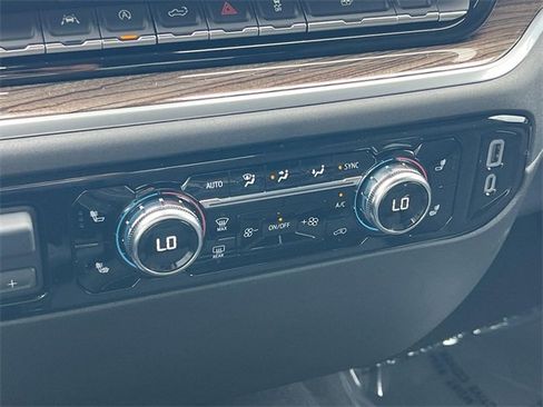 New 2026 GMC Sierra 1500 Elevation image 21