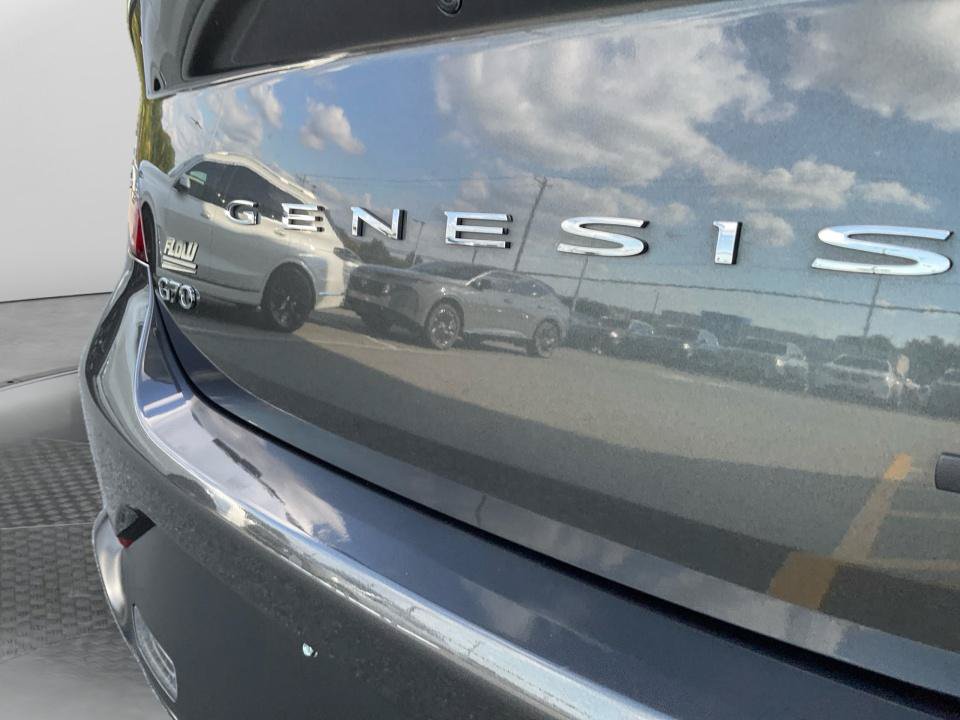 Used 2023 Genesis G70 3.3T AWD/4WD image 18