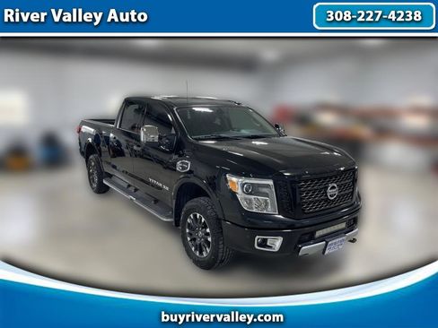 Used 2016 Nissan Titan PRO-4X image 1