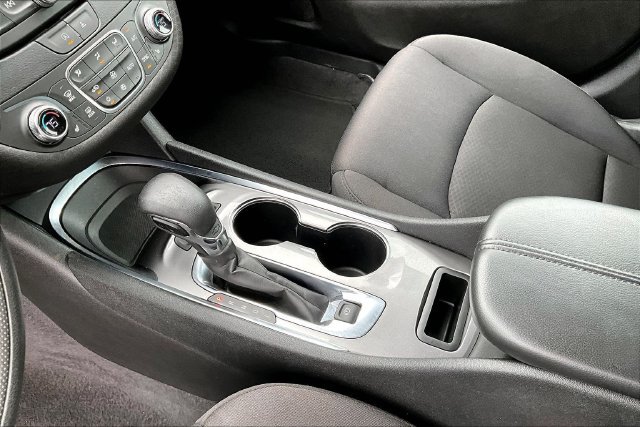 Used 2023 Chevrolet Malibu LT FWD image 17
