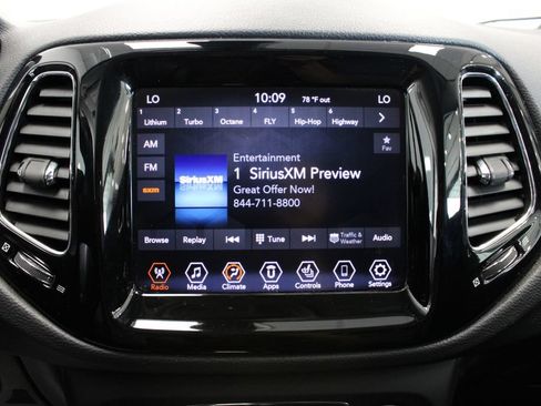 Used 2020 Jeep Compass Limited AWD/4WD image 17