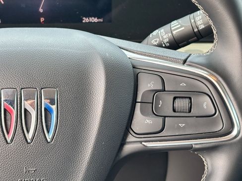 Used 2025 Buick Encore GX Preferred FWD image 20
