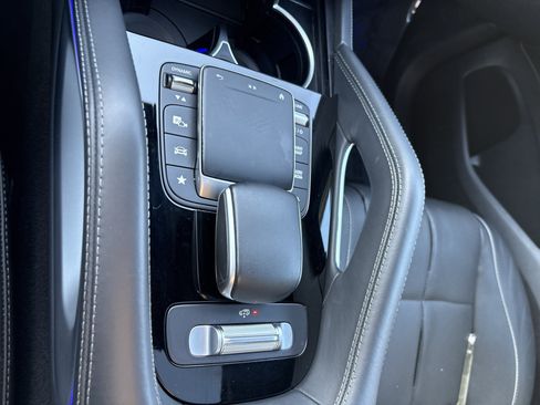 Used 2022 Mercedes-Benz GLS 450 4MATIC image 33