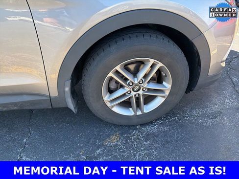 Used 2017 Hyundai Santa Fe Sport w/ 2.4L Tech Package 04 FWD image 2