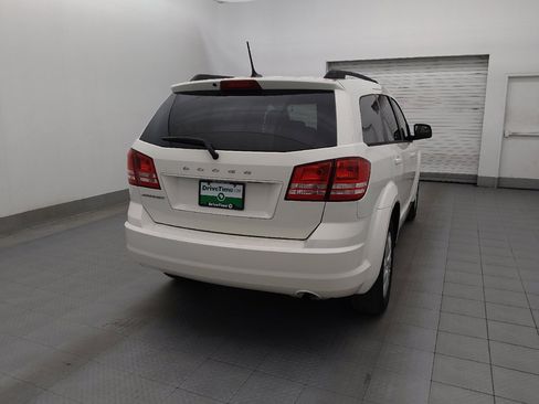 Used 2017 Dodge Journey SE w/ Flexible Seating Group image 7