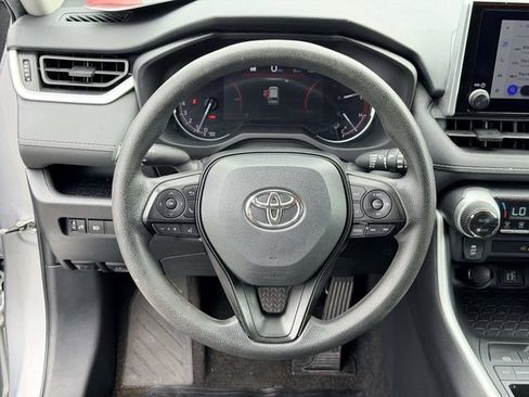 Used 2024 Toyota RAV4 XLE FWD image 18