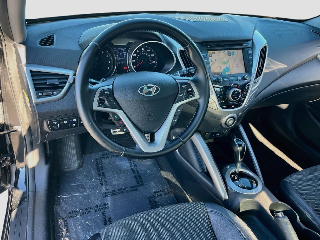 Used 2015 Hyundai Veloster w/ Option Group 03 FWD image 22