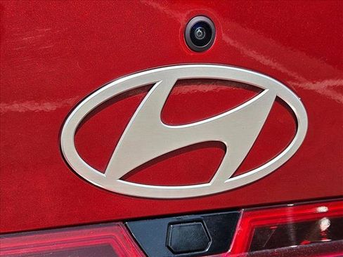 Used 2024 Hyundai Elantra SEL FWD image 29