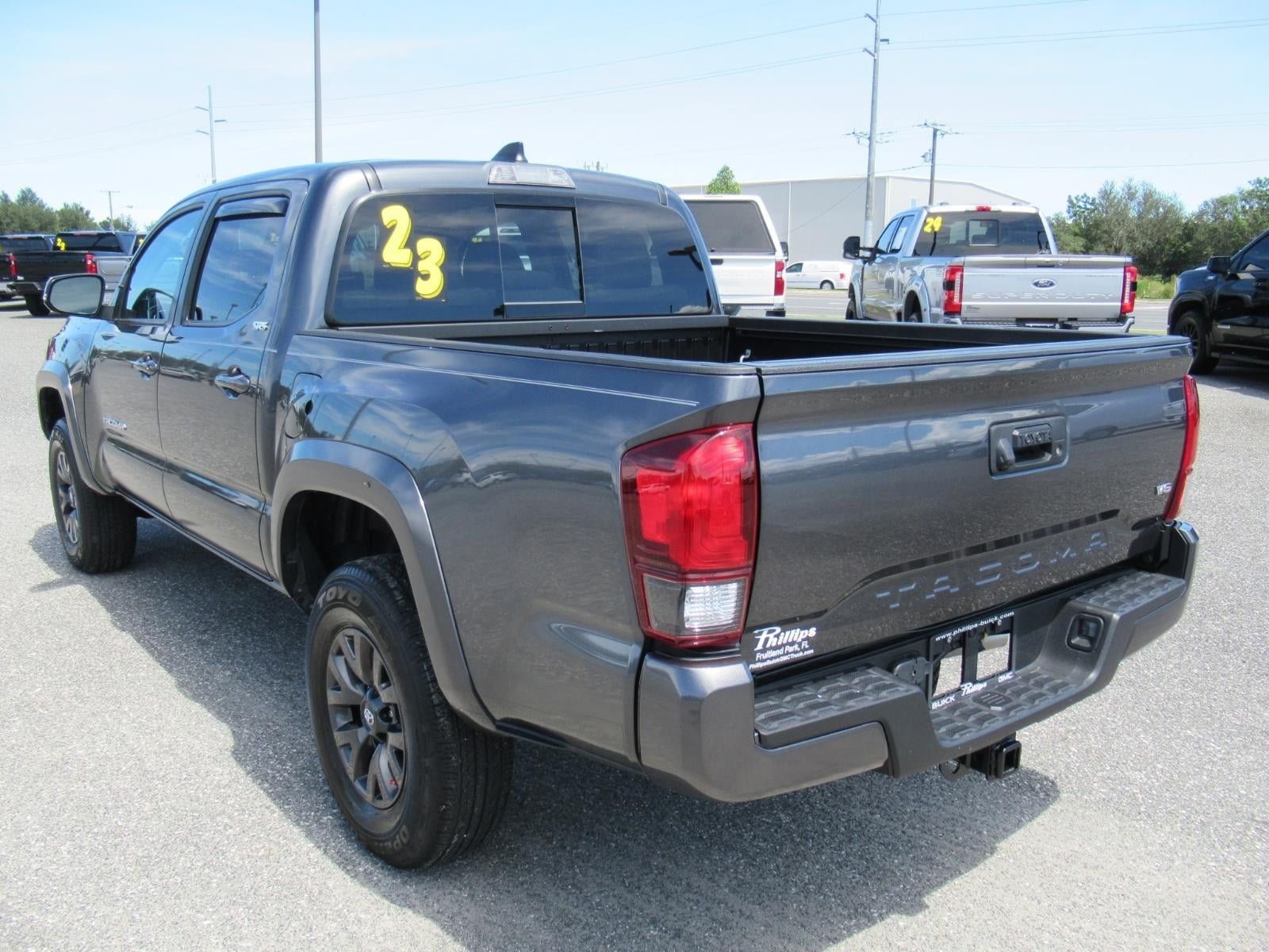 Used 2023 Toyota Tacoma SR5 w/ Technology Package RWD image 6