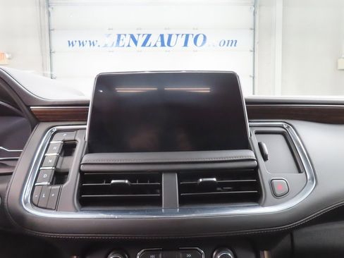 Used 2024 Chevrolet Suburban High Country image 53