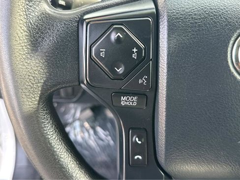 Used 2019 Toyota Tacoma SR image 22