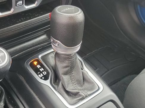 Used 2020 Jeep Gladiator Mojave AWD/4WD image 22
