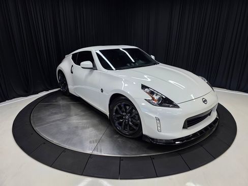 Used 2019 Nissan 370Z Coupe image 46