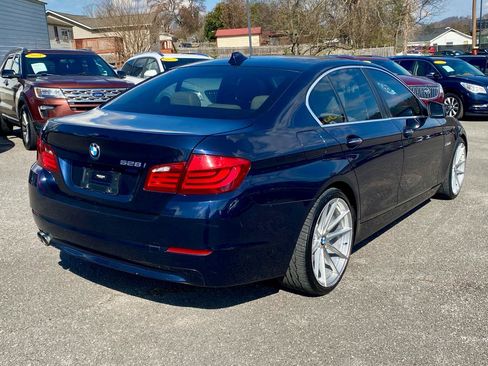 Used 2011 BMW 528i Sedan image 7