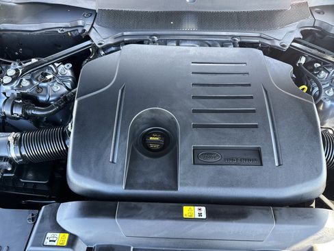 Used 2021 Land Rover Range Rover image 33