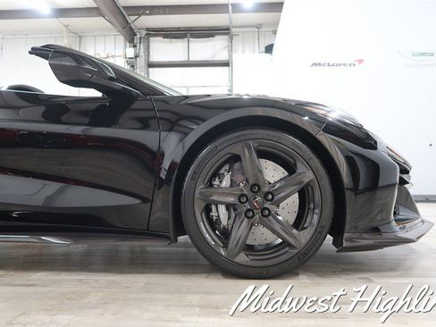 Used 2023 Chevrolet Corvette Z06 image 23