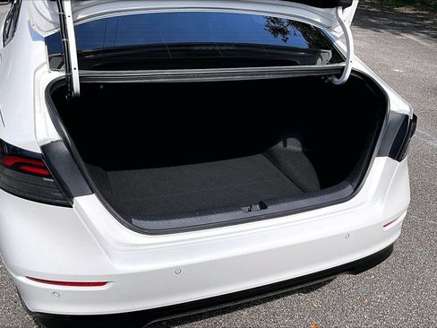 Used 2024 Honda Accord Touring image 37